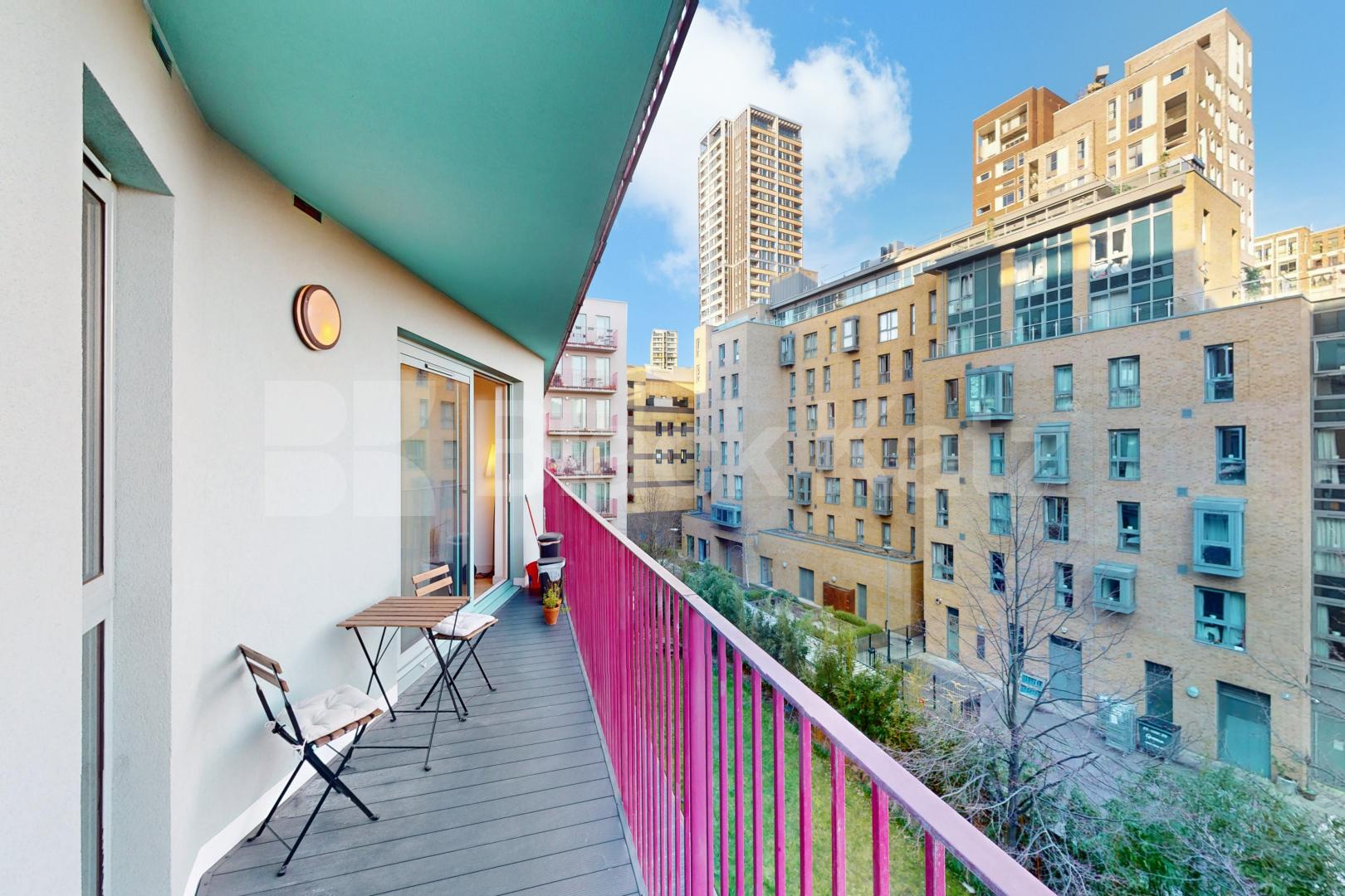 Flooded with natural light with 24 Hour Concierge & balcony South Central Steedman Street, Elephant and Castle